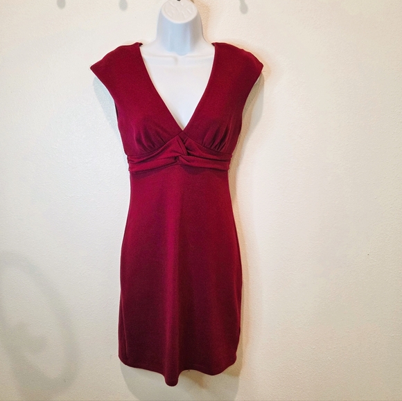 Jodi Kristopher Fuschia V-Neck Dress- Size S - Picture 1 of 3
